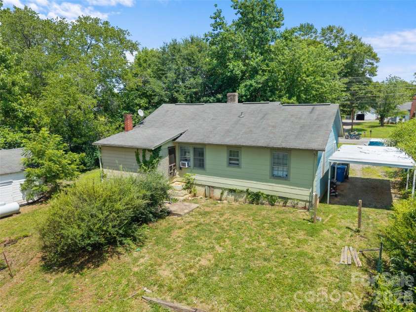 428 Oakland Road, Spindale, NC 28160.  MLS# CAR4398988, YatesRealty ID 35322. 