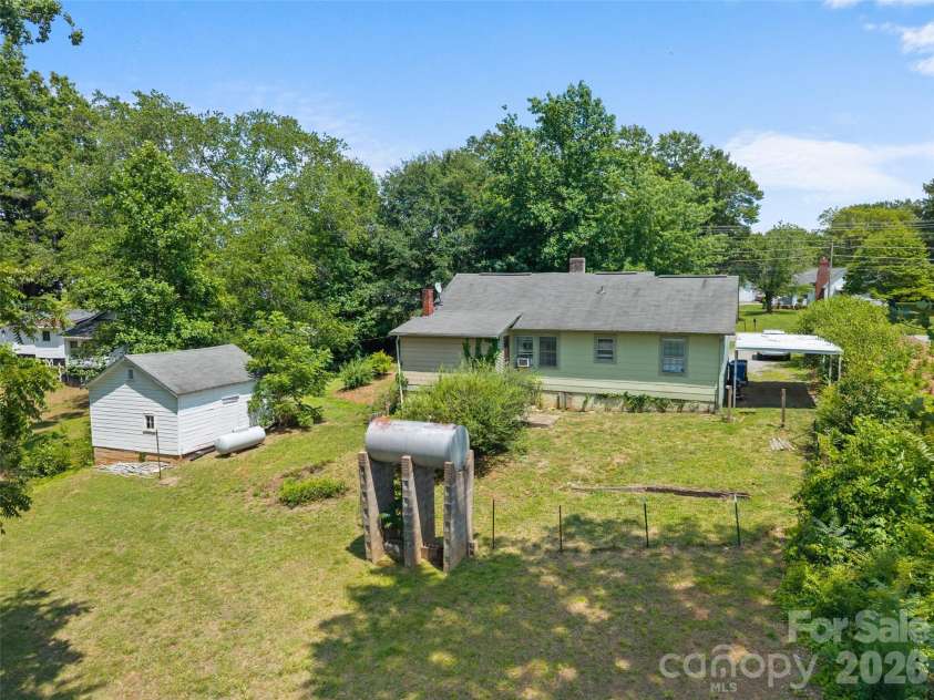 428 Oakland Road, Spindale, NC 28160.  MLS# CAR4398988, YatesRealty ID 35322. 