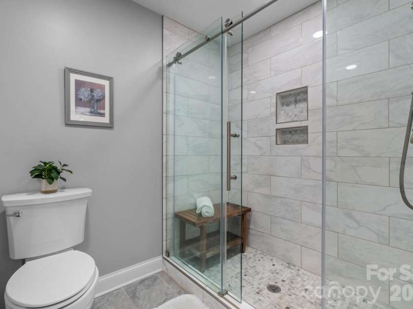 151 Harbourtown Drive, Kings Mountain, NC 28086.  MLS# CAR4400164, YatesRealty ID 35323. Primary Tiled Shower