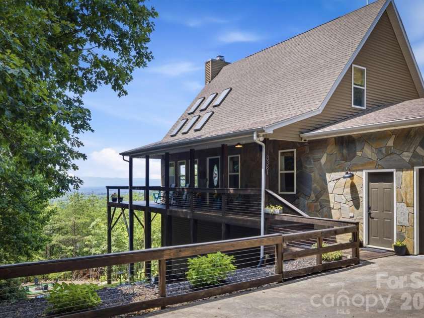 3381 Stones Throw Drive, Valdese, NC 28690.  MLS# CAR4400089, YatesRealty ID 35325. 