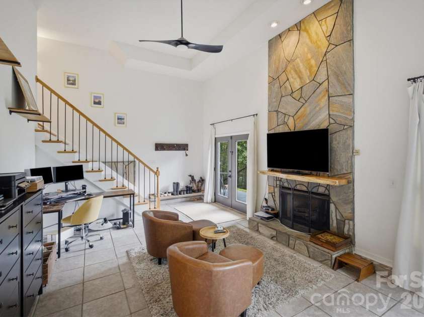 3381 Stones Throw Drive, Valdese, NC 28690.  MLS# CAR4400089, YatesRealty ID 35325. 