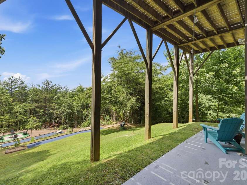 3381 Stones Throw Drive, Valdese, NC 28690.  MLS# CAR4400089, YatesRealty ID 35325. 