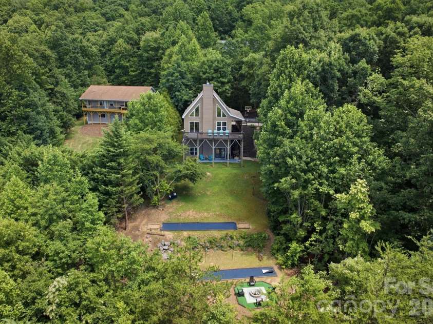 3381 Stones Throw Drive, Valdese, NC 28690.  MLS# CAR4400089, YatesRealty ID 35325. 