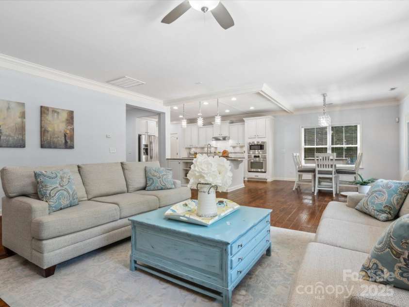 5005 Hedgebrook Lane, Waxhaw, NC 28173.  MLS# CAR4263024, YatesRealty ID 35325. 