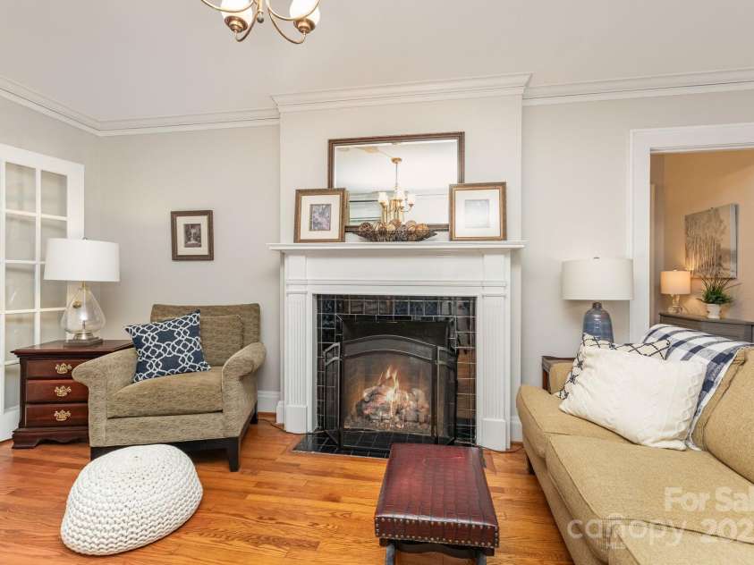 206 Stewart Avenue, Mooresville, NC 28115.  MLS# CAR4297420, YatesRealty ID 35326. 