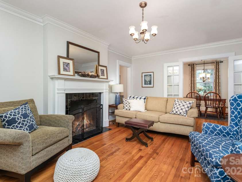 206 Stewart Avenue, Mooresville, NC 28115.  MLS# CAR4297420, YatesRealty ID 35326. 