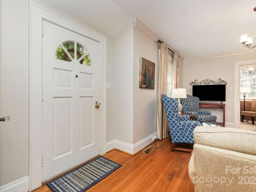 206 Stewart Avenue, Mooresville, NC 28115.  MLS# CAR4297420, YatesRealty ID 35326. 
