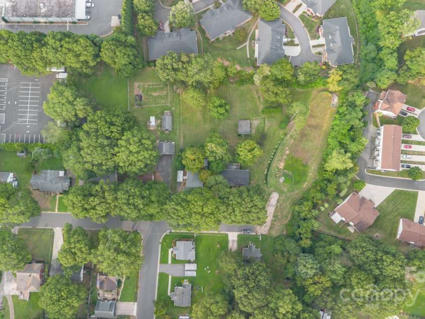 206 Stewart Avenue, Mooresville, NC 28115.  MLS# CAR4297420, YatesRealty ID 35326. 