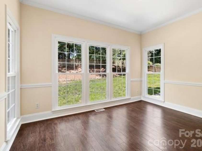 2328 Howerton Court, Charlotte, NC 28270.  MLS# CAR4388692, YatesRealty ID 35327. Breakfast