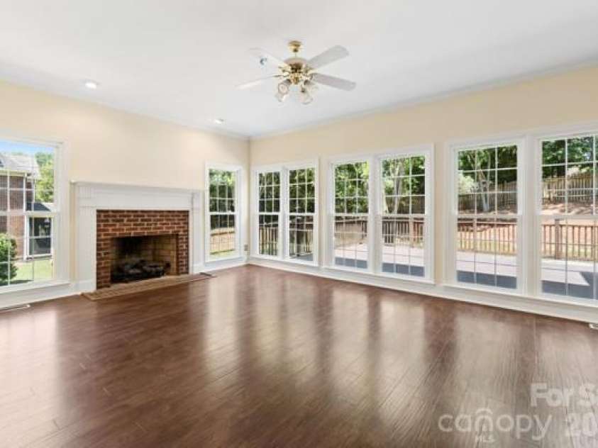 2328 Howerton Court, Charlotte, NC 28270.  MLS# CAR4388692, YatesRealty ID 35327. Family Room