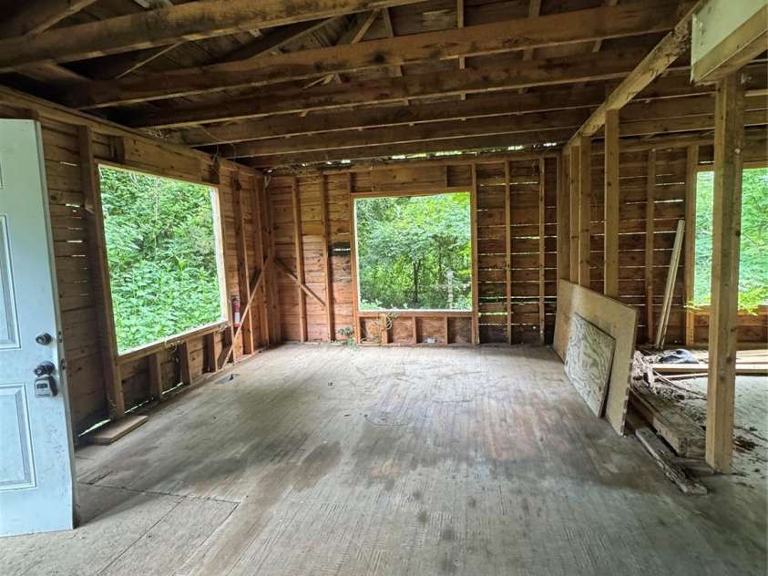 2874 Huffman Road, Lenoir, NC 28645.  MLS# CAR4400309, YatesRealty ID 35328. Interior