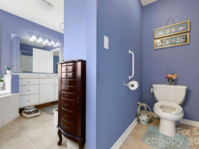 13705 Rosman Highway, Lake Toxaway, NC 28747.  MLS# CAR4335401, YatesRealty ID 35329. Primary Bathroom