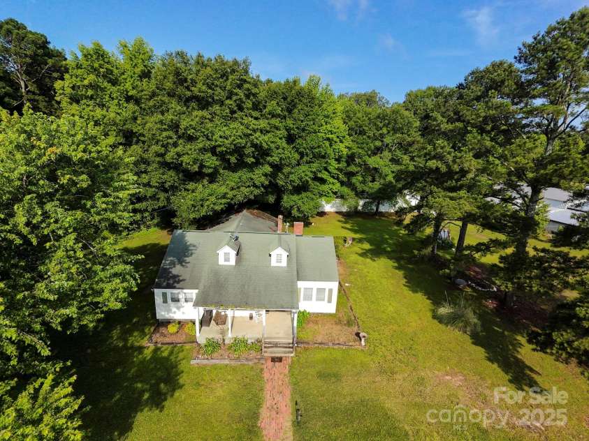 3388 Hwy 151 Highway, Pageland, SC 29728.  MLS# CAR4267905, YatesRealty ID 3533. 