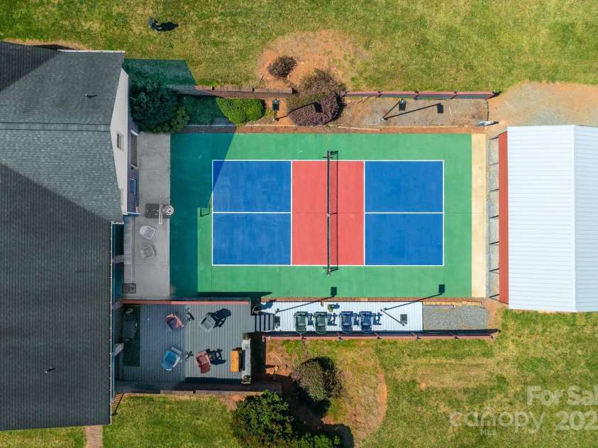 825 Ed Hamrick Road, Shelby, NC 28150.  MLS# CAR4239621, YatesRealty ID 3533. 