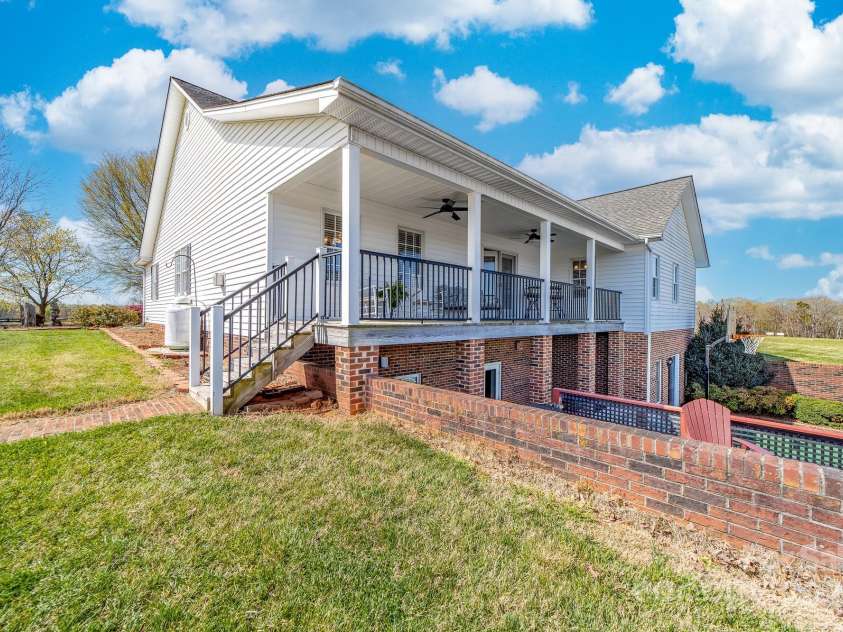 825 Ed Hamrick Road, Shelby, NC 28150.  MLS# CAR4239621, YatesRealty ID 3533. 