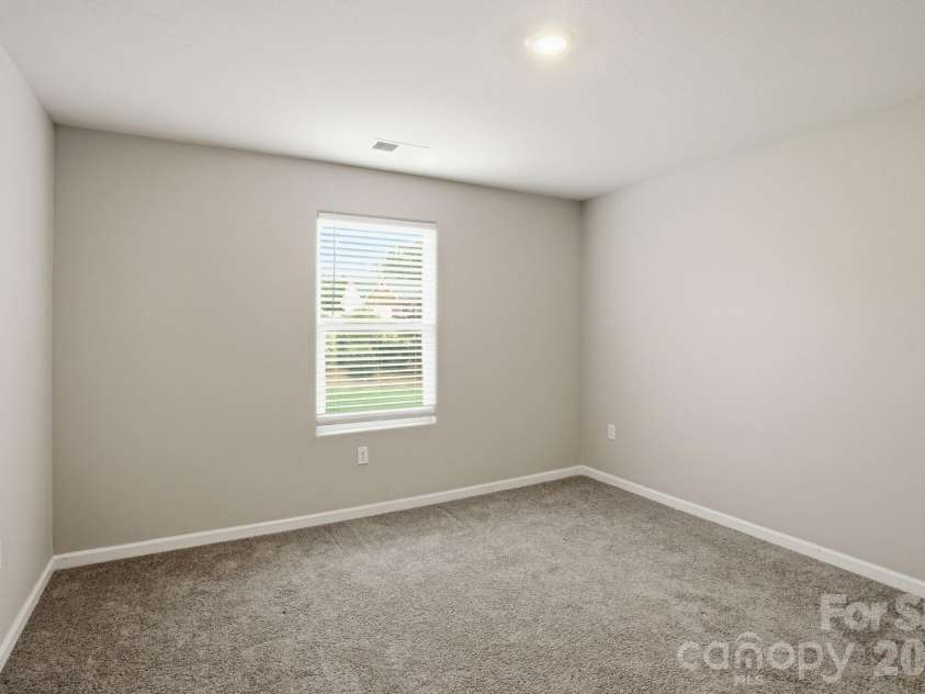 467 Belcaro Drive, Kings Mountain, NC 28086.  MLS# CAR4392298, YatesRealty ID 35330. 