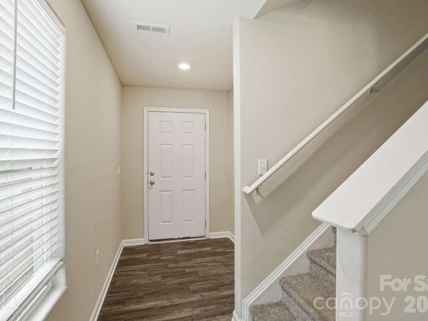 467 Belcaro Drive, Kings Mountain, NC 28086.  MLS# CAR4392298, YatesRealty ID 35330. 