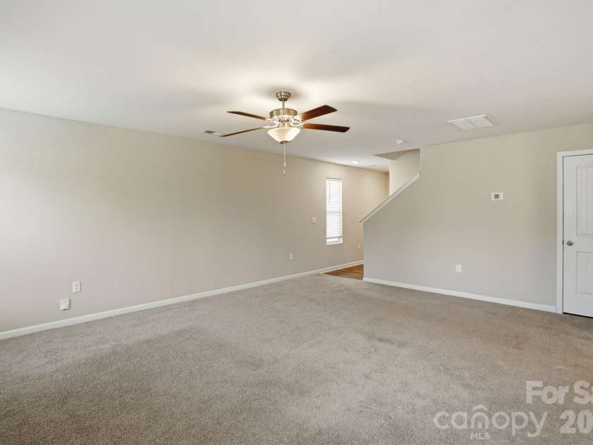 467 Belcaro Drive, Kings Mountain, NC 28086.  MLS# CAR4392298, YatesRealty ID 35330. 