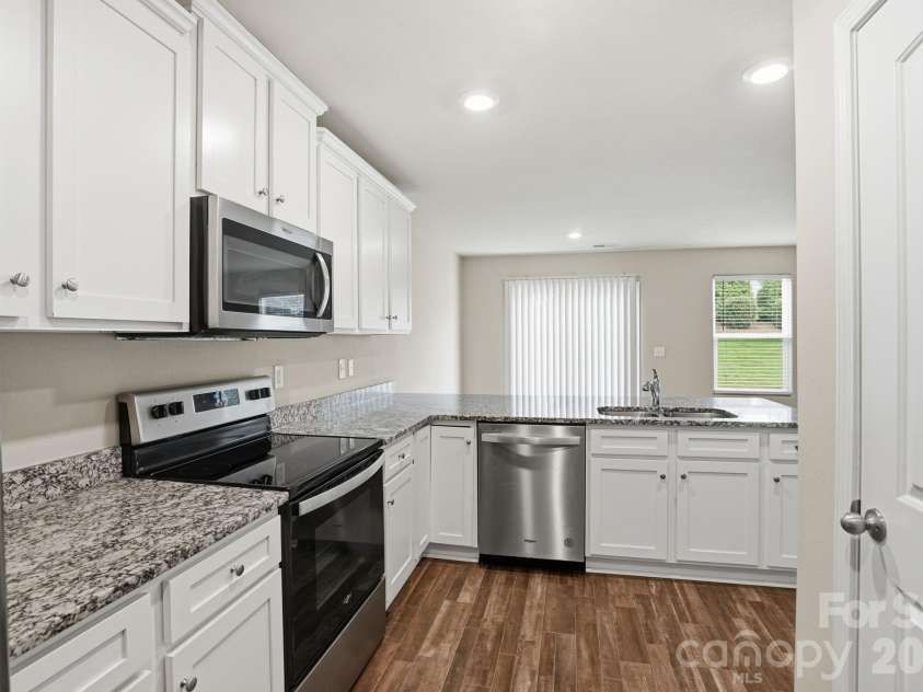 467 Belcaro Drive, Kings Mountain, NC 28086.  MLS# CAR4392298, YatesRealty ID 35330. 