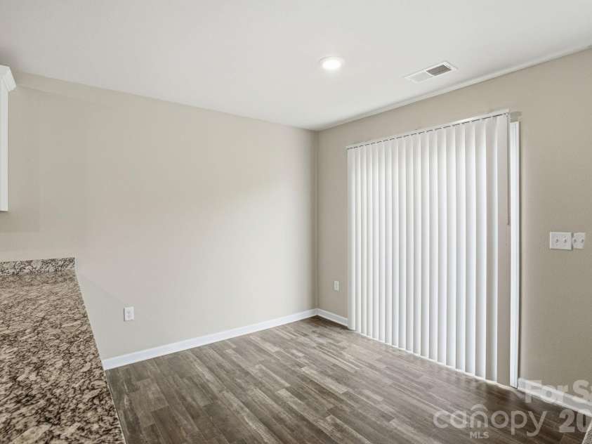 467 Belcaro Drive, Kings Mountain, NC 28086.  MLS# CAR4392298, YatesRealty ID 35330. 