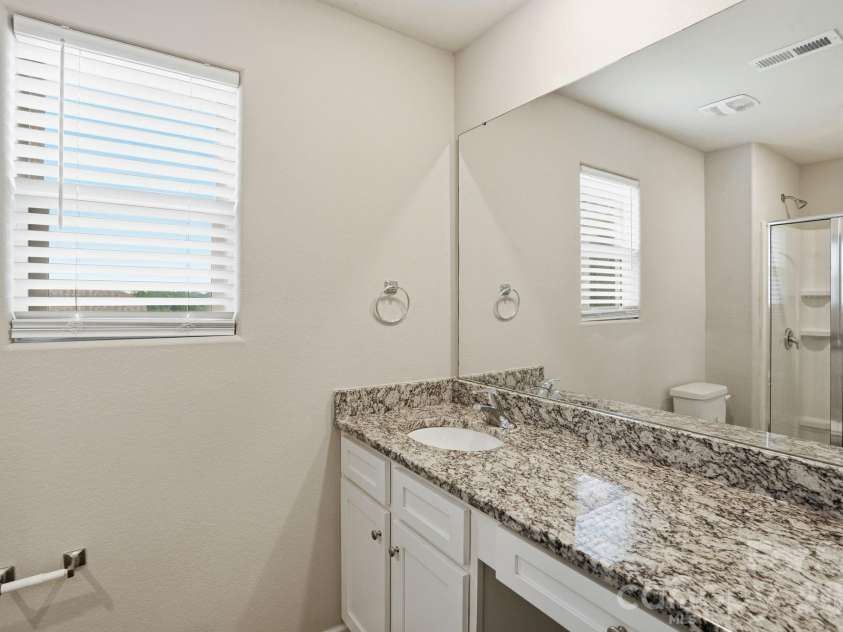 467 Belcaro Drive, Kings Mountain, NC 28086.  MLS# CAR4392298, YatesRealty ID 35330. 