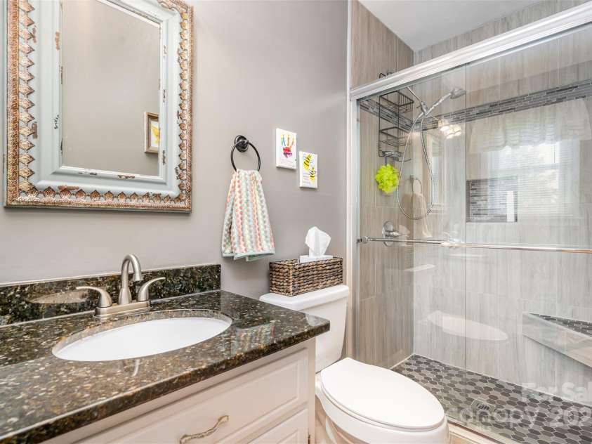 525 Englewood Street, Concord, NC 28025.  MLS# CAR4292067, YatesRealty ID 35330. 