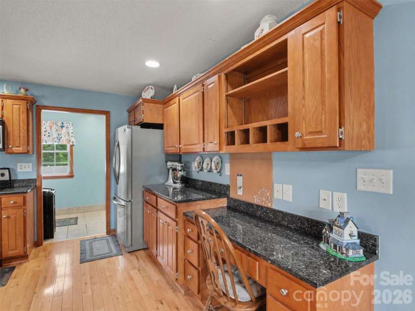 290 Deal Estate Drive, China Grove, NC 28023.  MLS# CAR4383555, YatesRealty ID 35331. Kitchen