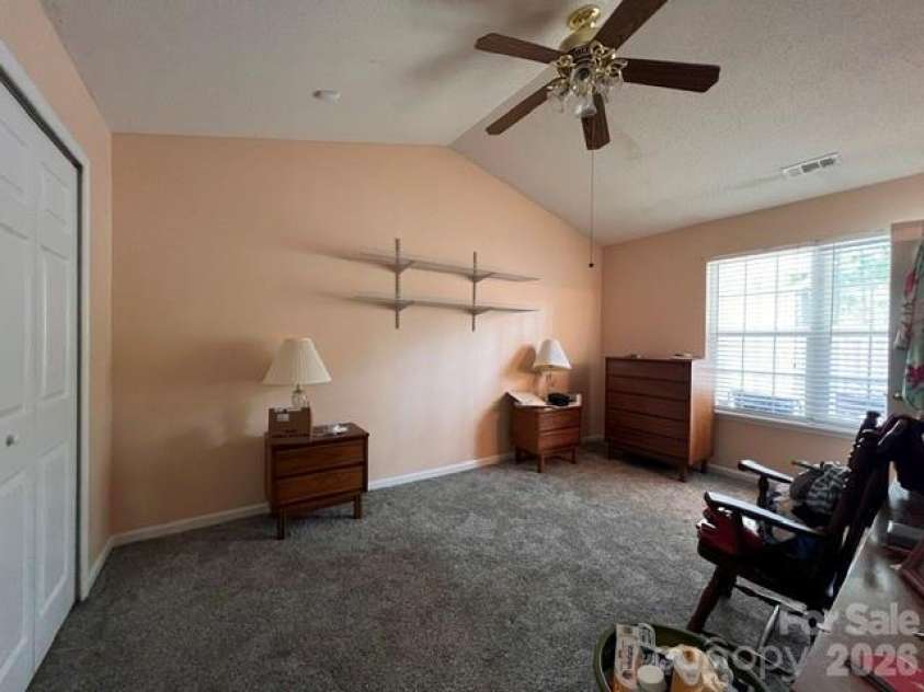5121 Magnolia Tree Lane, Charlotte, NC 28215.  MLS# CAR4397167, YatesRealty ID 35333. Primary Bedroom
