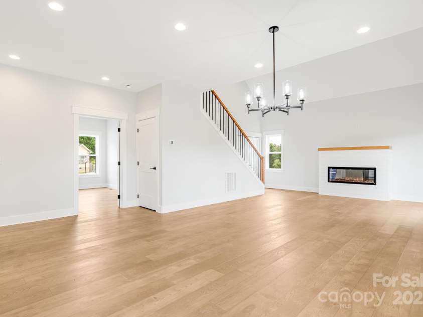 38 Red Laurel Court, Hendersonville, NC 28792.  MLS# CAR4296389, YatesRealty ID 35334. 