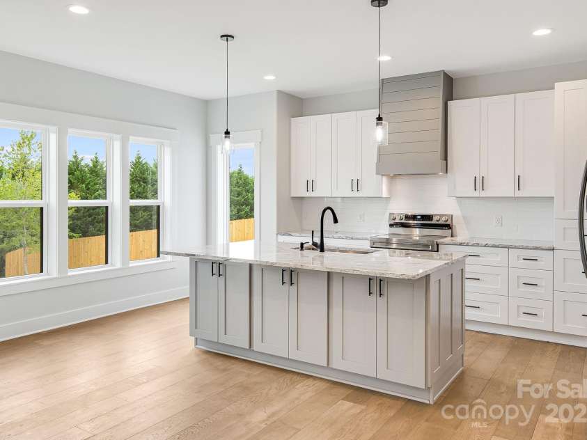 38 Red Laurel Court, Hendersonville, NC 28792.  MLS# CAR4296389, YatesRealty ID 35334. 