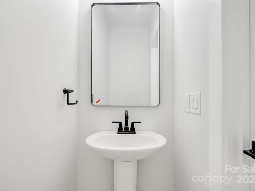 38 Red Laurel Court, Hendersonville, NC 28792.  MLS# CAR4296389, YatesRealty ID 35334. 