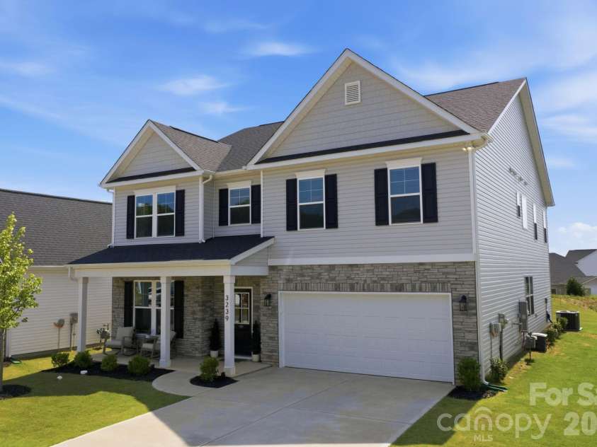 3239 Laurel Brook Drive, Denver, NC 28037.  MLS# CAR4396300, YatesRealty ID 35335. 3,629 square feet designed for comfort and functionality