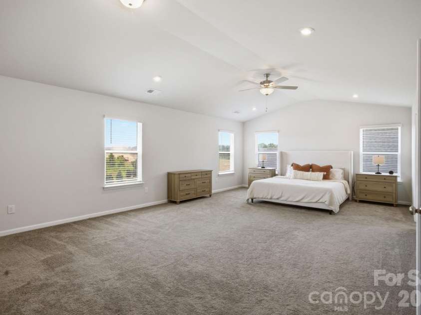 3239 Laurel Brook Drive, Denver, NC 28037.  MLS# CAR4396300, YatesRealty ID 35335. Extra-large primary suite