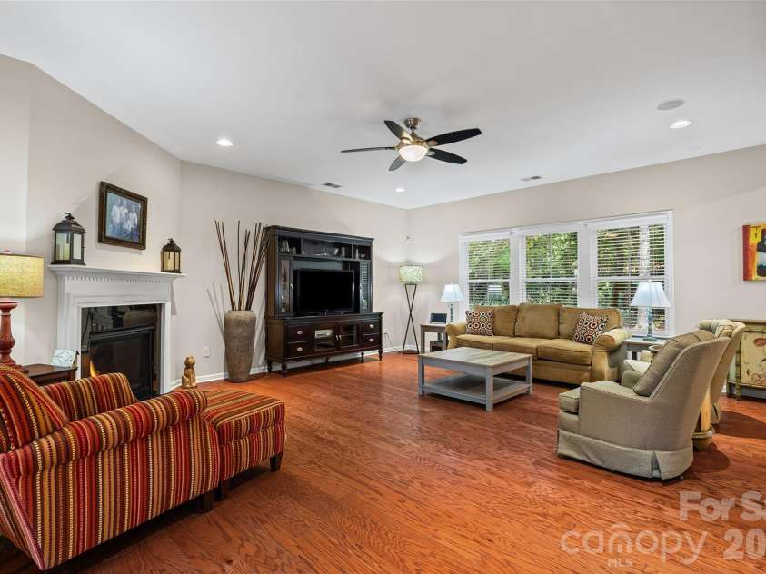 16859 Rudence Court, Charlotte, NC 28278.  MLS# CAR4380146, YatesRealty ID 35338. 