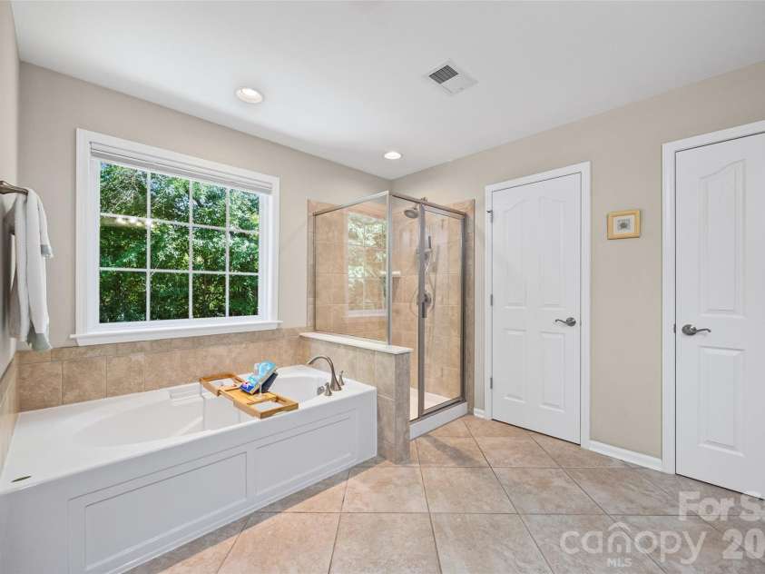 16859 Rudence Court, Charlotte, NC 28278.  MLS# CAR4380146, YatesRealty ID 35338. 