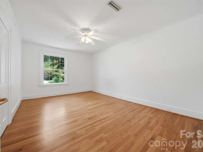 521 5th Street, Hickory, NC 28601.  MLS# CAR4399918, YatesRealty ID 35339. Bedroom #2