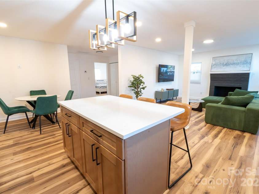 1050 Barnett Drive, Kings Mountain, NC 28086.  MLS# CAR4327706, YatesRealty ID 3534. 