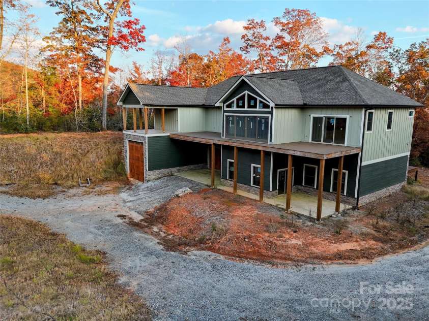 864 Matho Trace, Lake Lure, NC 28746.  MLS# CAR4322576, YatesRealty ID 3534. 