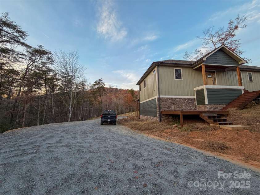 864 Matho Trace, Lake Lure, NC 28746.  MLS# CAR4322576, YatesRealty ID 3534. 