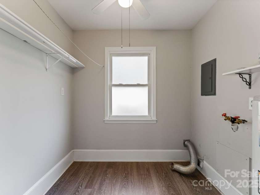 1614 Keeling Place, Charlotte, NC 28210.  MLS# CAR4296206, YatesRealty ID 35341. 