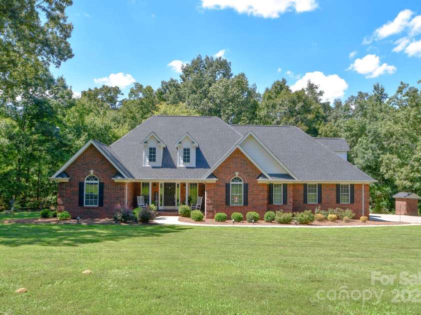 5409 Love Mill Road, Monroe, NC 28110.  MLS# CAR4283884, YatesRealty ID 35343. 