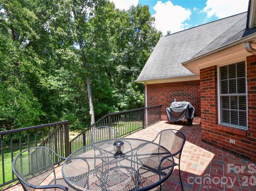 5409 Love Mill Road, Monroe, NC 28110.  MLS# CAR4283884, YatesRealty ID 35343. 