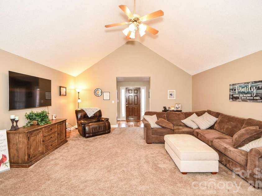 5409 Love Mill Road, Monroe, NC 28110.  MLS# CAR4283884, YatesRealty ID 35343. 