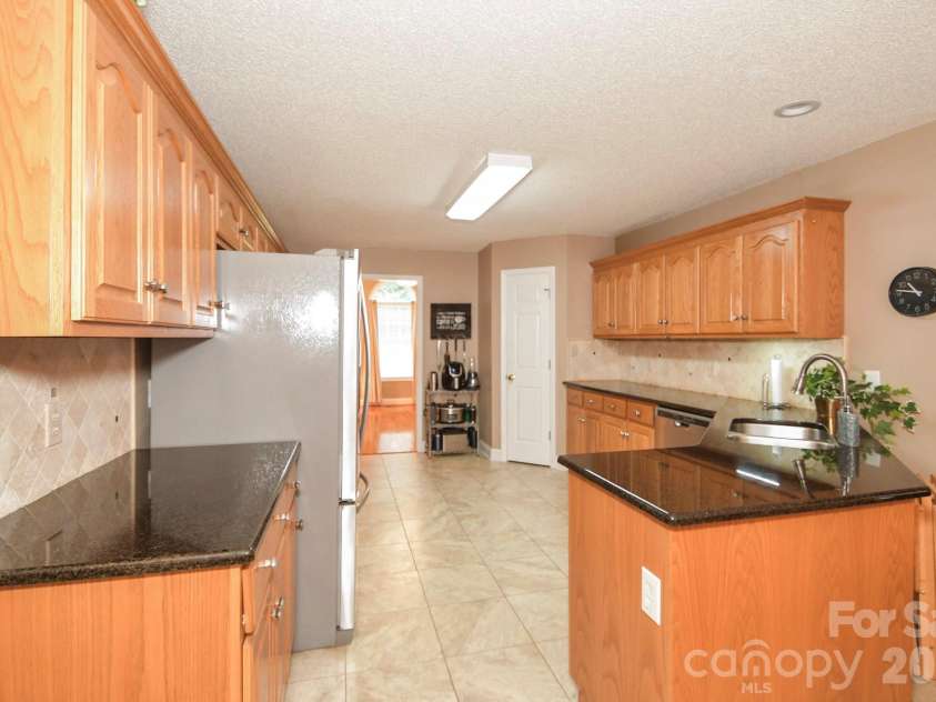 5409 Love Mill Road, Monroe, NC 28110.  MLS# CAR4283884, YatesRealty ID 35343. 