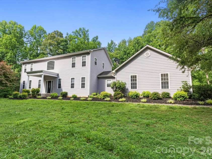 690 Stacy Hill Road, Marion, NC 28752.  MLS# CAR4394228, YatesRealty ID 35343. 