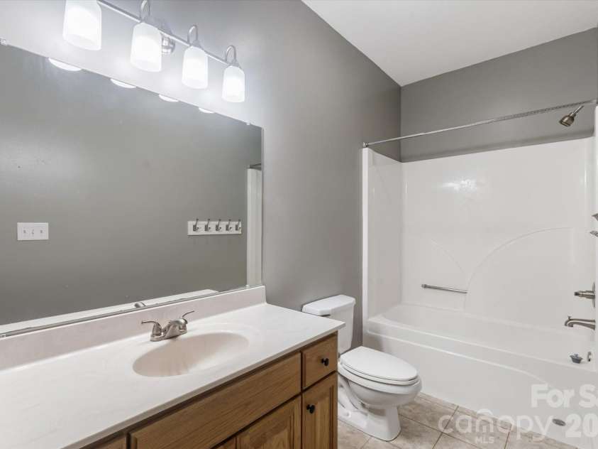690 Stacy Hill Road, Marion, NC 28752.  MLS# CAR4394228, YatesRealty ID 35343. 
