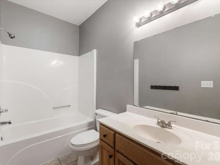 690 Stacy Hill Road, Marion, NC 28752.  MLS# CAR4394228, YatesRealty ID 35343. 