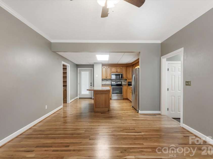 690 Stacy Hill Road, Marion, NC 28752.  MLS# CAR4394228, YatesRealty ID 35343. 