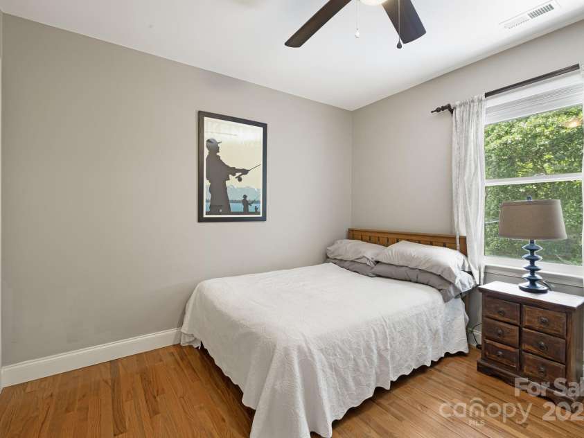 3 Trappers Run Drive, Asheville, NC 28805.  MLS# CAR4286329, YatesRealty ID 35345. Bedroom 2