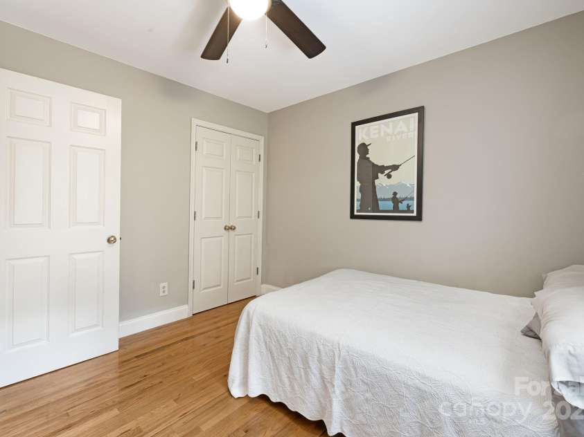 3 Trappers Run Drive, Asheville, NC 28805.  MLS# CAR4286329, YatesRealty ID 35345. Bedroom 2